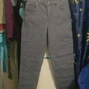 Gloria Vanderbilt grey jeans size 12